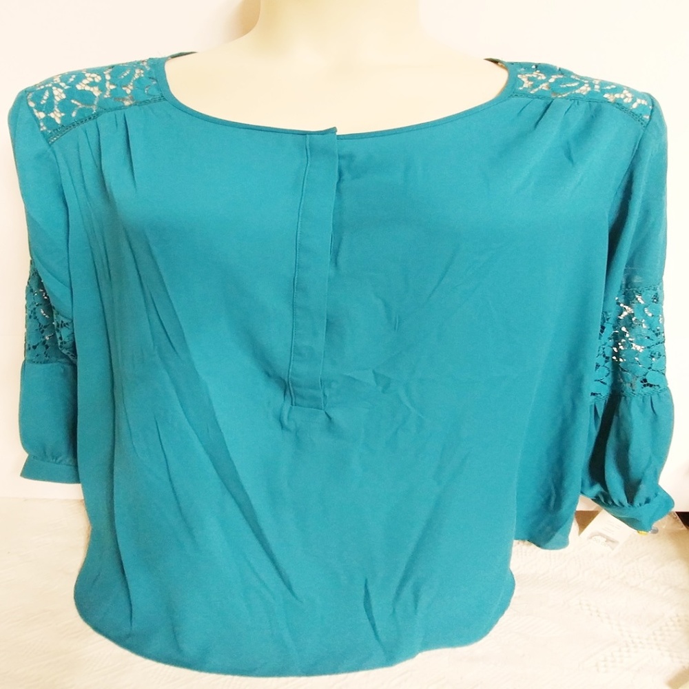 Valerie Stevens 2x blouse blue teal lace new top